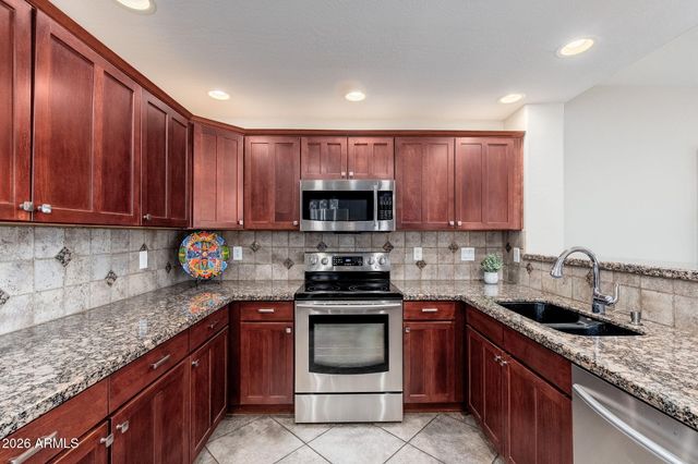 19700 N 76th Street 2127, Scottsdale, AZ 85255