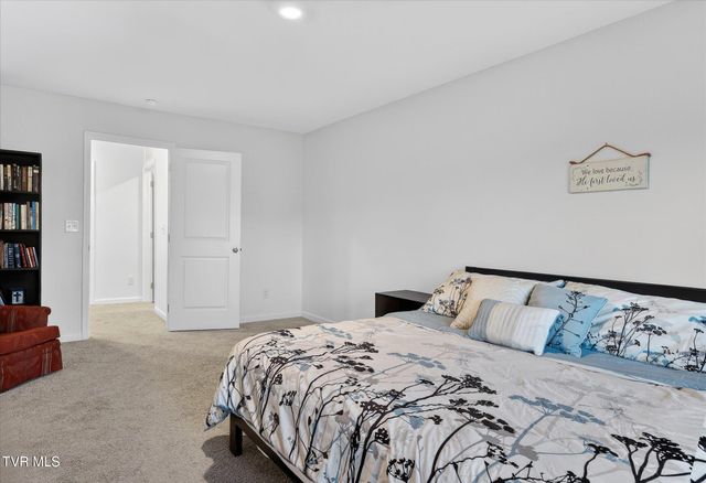 2512 Bridgeforth Crossing, Kingsport, TN 37664