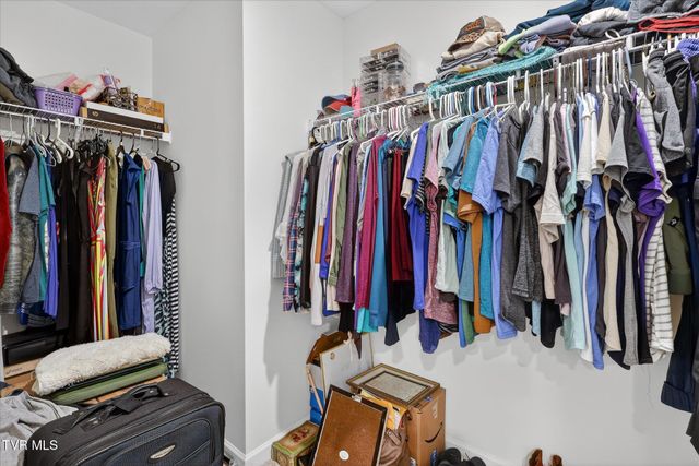 2512 Bridgeforth Crossing, Kingsport, TN 37664