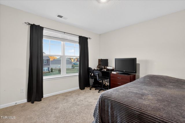 2512 Bridgeforth Crossing, Kingsport, TN 37664