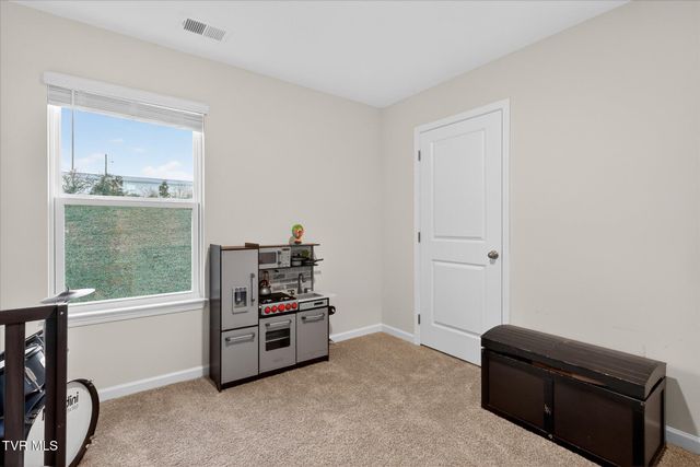 2512 Bridgeforth Crossing, Kingsport, TN 37664