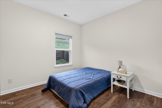 2512 Bridgeforth Crossing, Kingsport, TN 37664