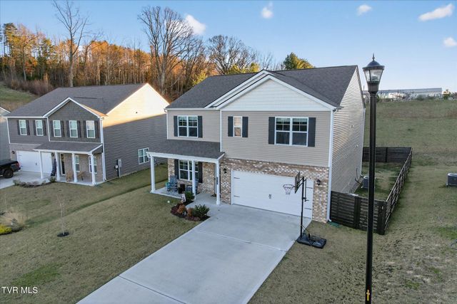 2512 Bridgeforth Crossing, Kingsport, TN 37664