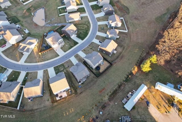 2512 Bridgeforth Crossing, Kingsport, TN 37664