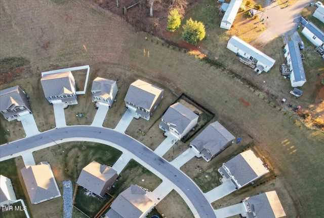 2512 Bridgeforth Crossing, Kingsport, TN 37664