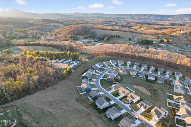 2512 Bridgeforth Crossing, Kingsport, TN 37664