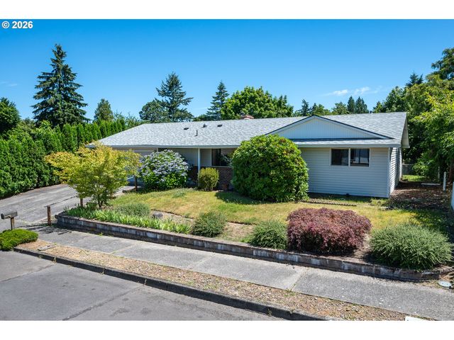 1560 Ne COCHRAN Dr, Gresham, OR 97030
