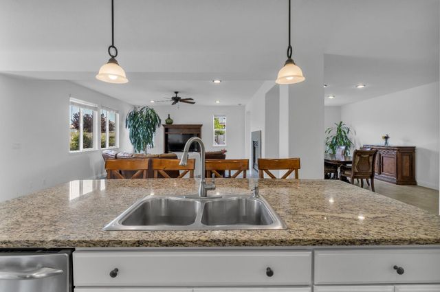 1554 Radford Loop, El Dorado Hills, CA 95762