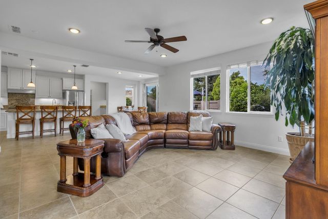 1554 Radford Loop, El Dorado Hills, CA 95762