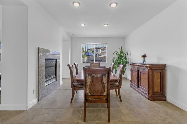 1554 Radford Loop, El Dorado Hills, CA 95762