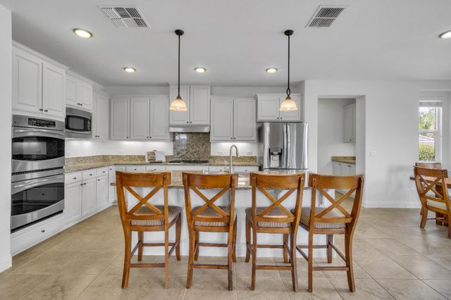 1554 Radford Loop, El Dorado Hills, CA 95762