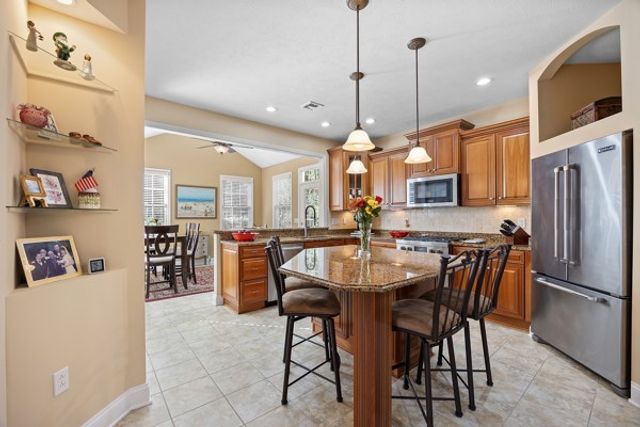 4804 Senate Ct, Adams Twp, PA 16059