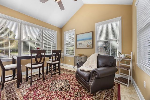 4804 Senate Ct, Adams Twp, PA 16059