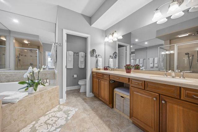 4804 Senate Ct, Adams Twp, PA 16059