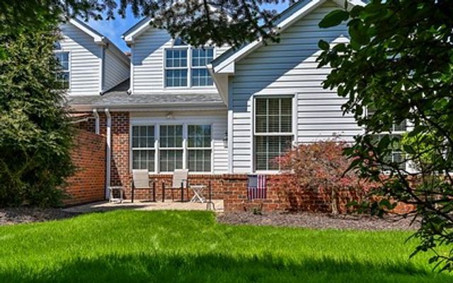 4804 Senate Ct, Adams Twp, PA 16059