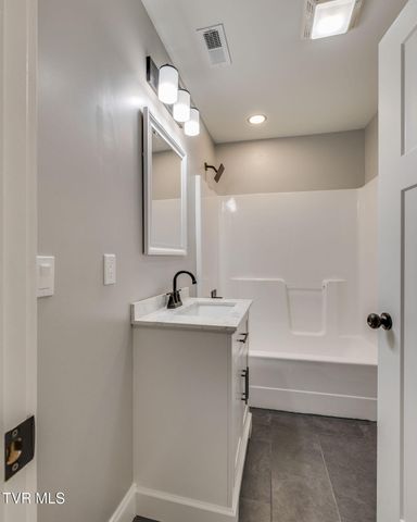 173 Hall Road, Jonesborough, TN 37659