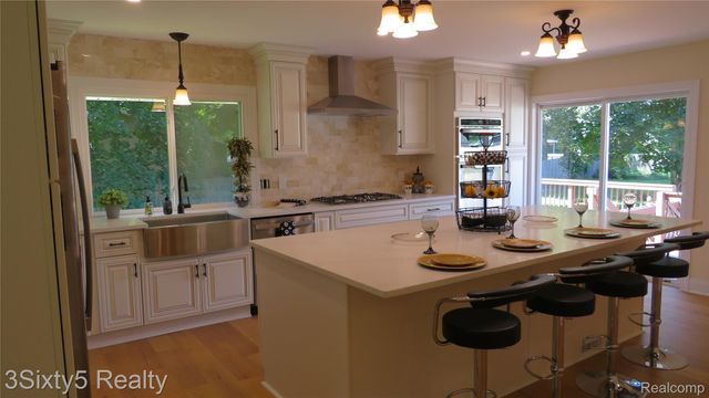16558 Haggerty Road, Van Buren Charter Township, MI 48111