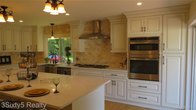 16558 Haggerty Road, Van Buren Charter Township, MI 48111