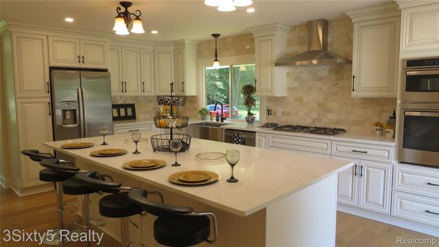 16558 Haggerty Road, Van Buren Charter Township, MI 48111