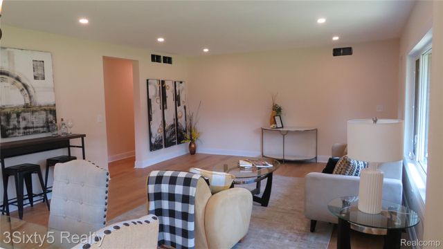 16558 Haggerty Road, Van Buren Charter Township, MI 48111