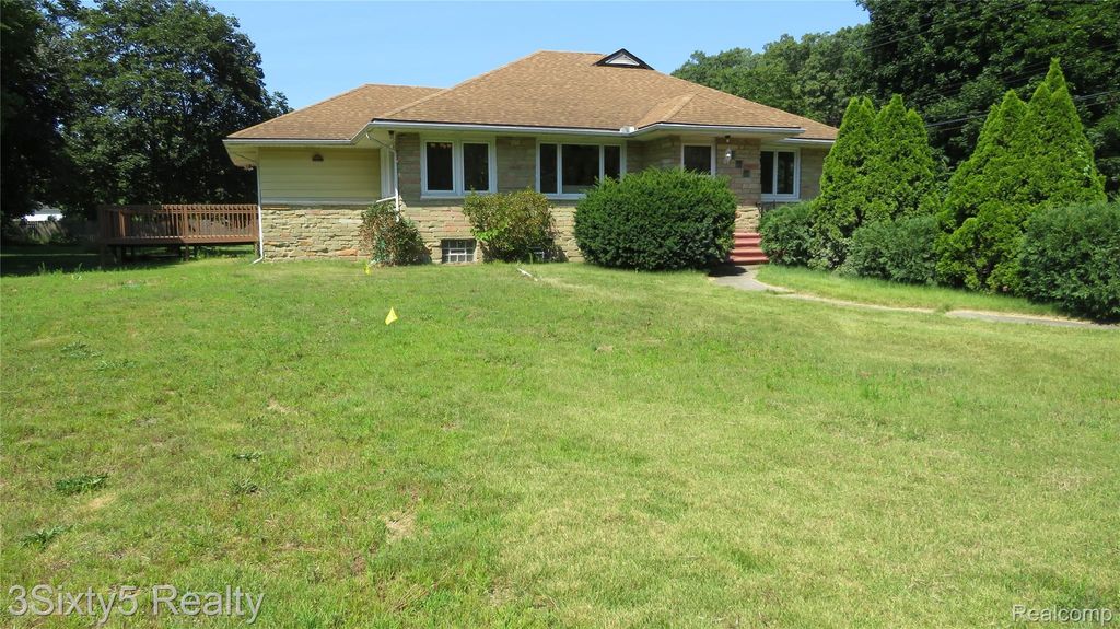 16558 Haggerty Road, Van Buren Charter Township, MI 48111