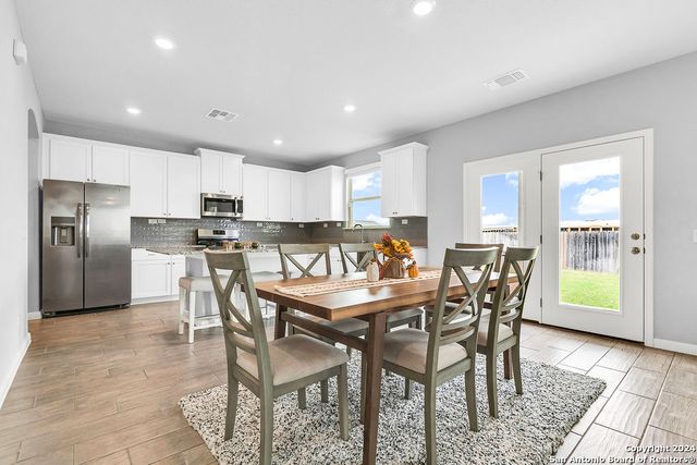 7606 Hartford Den, San Antonio, TX 78253