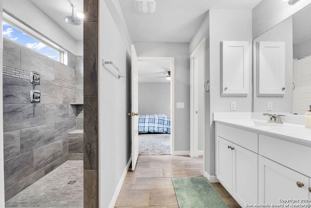 7606 Hartford Den, San Antonio, TX 78253