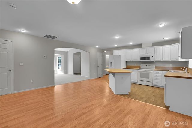 14717 147th Street E, Orting, WA 98360