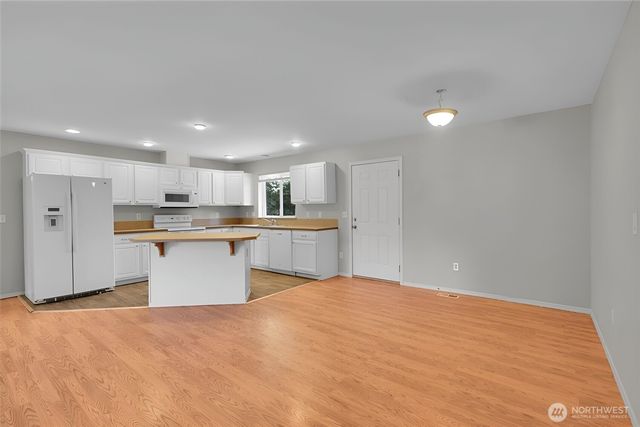 14717 147th Street E, Orting, WA 98360