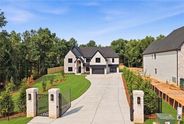 3275 Smithtown Road, Suwanee, GA 30024