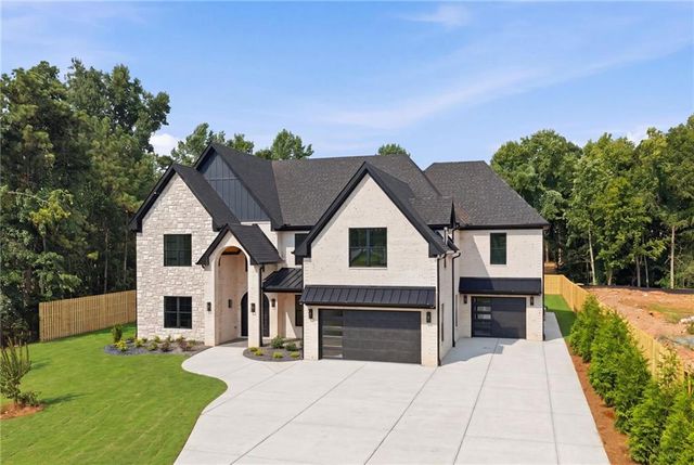 3275 Smithtown Road, Suwanee, GA 30024
