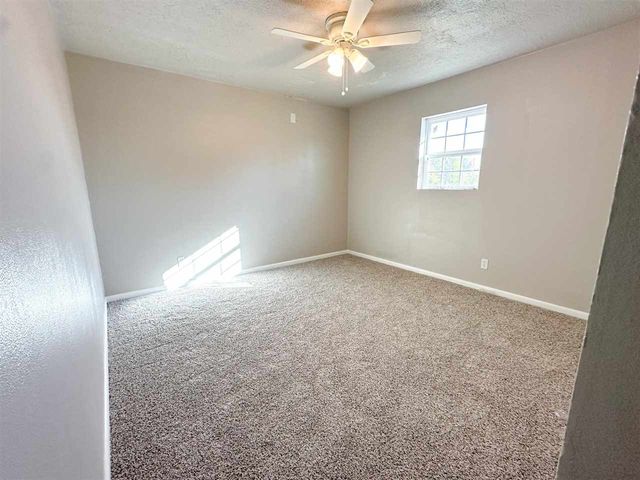 6311 NW Elm Ave, Lawton, OK 73505