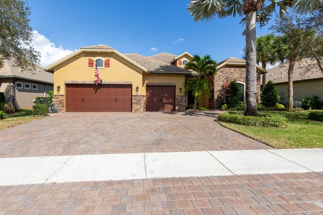 3399 Siena Circle, Wellington, FL 33414