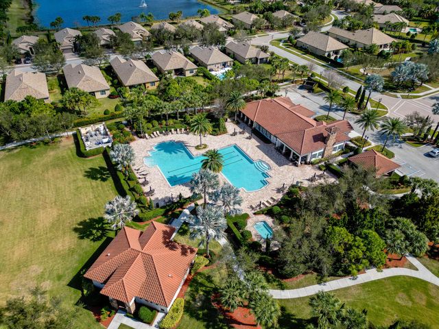 3399 Siena Circle, Wellington, FL 33414