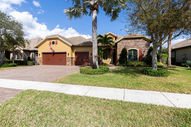 3399 Siena Circle, Wellington, FL 33414
