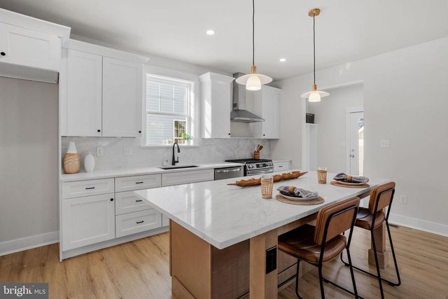 713 S SNOWDEN AVE, Cinnaminson, NJ 08077