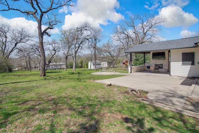 132 S Briaroaks Road, Burleson, TX 76028