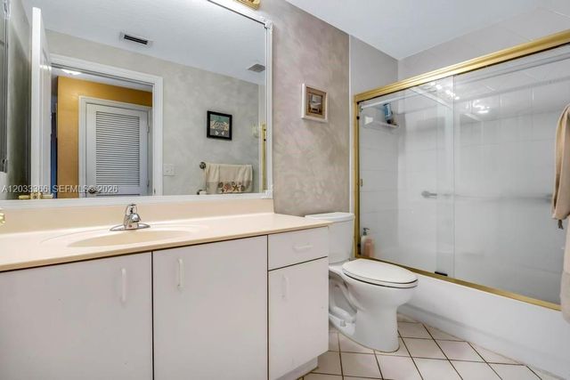 7727 Southampton Terrace 202, Tamarac, FL 33321