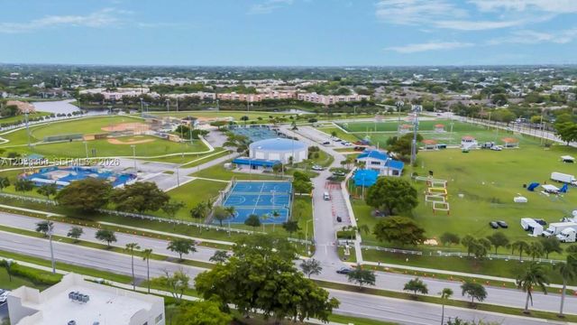 7727 Southampton Terrace 202, Tamarac, FL 33321