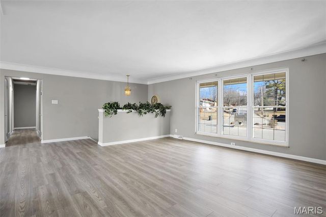 46 W Beacon Hill Road, Fairview Heights, IL 62208