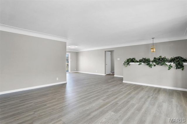 46 W Beacon Hill Road, Fairview Heights, IL 62208