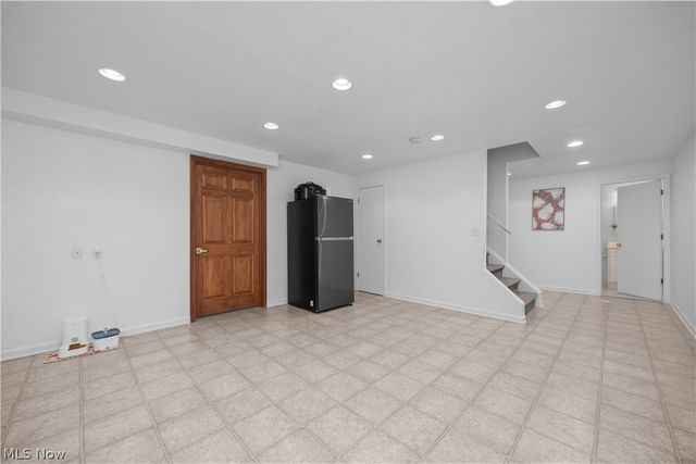 945 Red Tailed Lane, Amherst, OH 44001