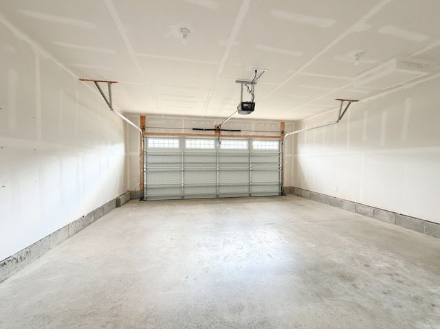 325 Heritage Ave, Gallatin, TN 37066