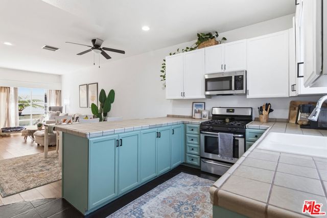 856 W Beach Avenue 16, Inglewood, CA 90302