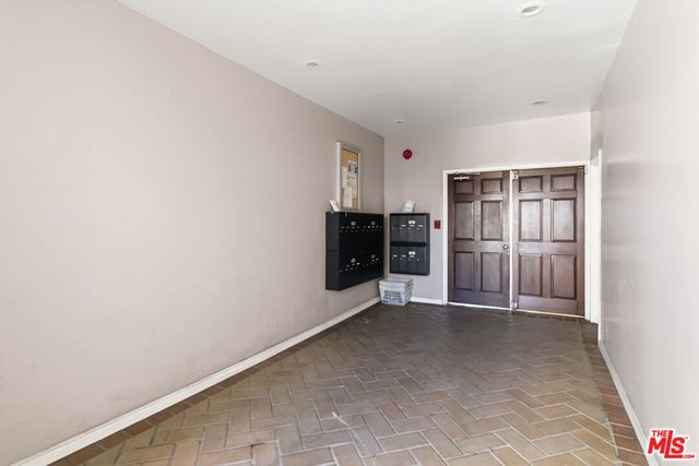 856 W Beach Avenue 16, Inglewood, CA 90302
