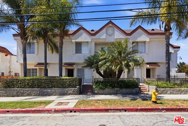 856 W Beach Avenue 16, Inglewood, CA 90302