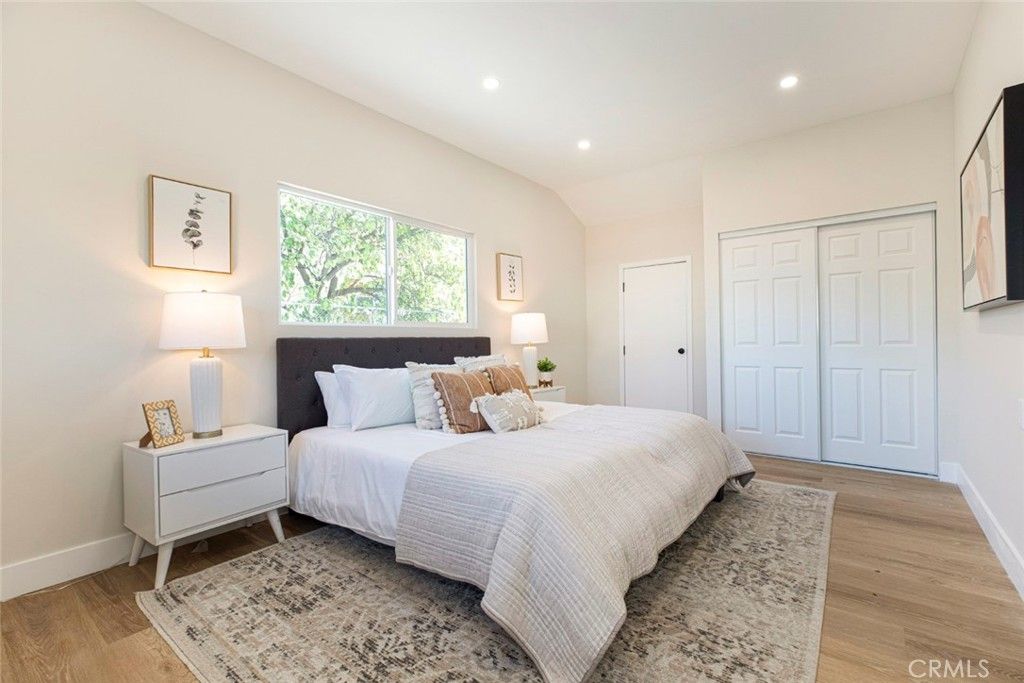 Image 26 of property listing at 8881 Morehart Avenue, Sun Valley, CA 91352