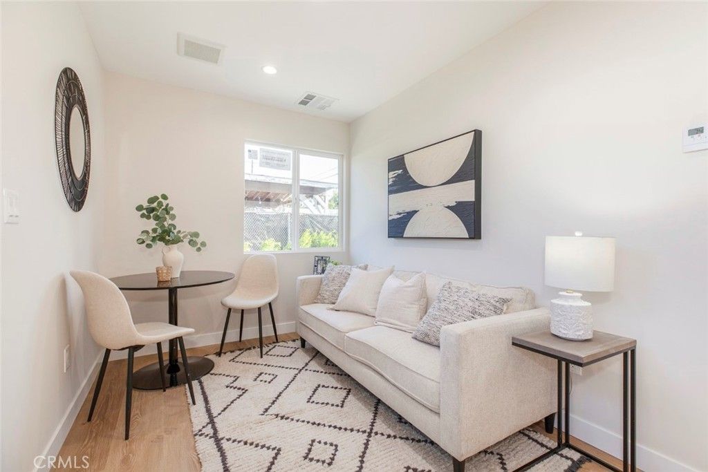 Image 30 of property listing at 8881 Morehart Avenue, Sun Valley, CA 91352