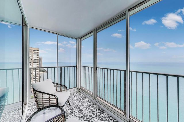 940 W Glenlake Avenue 19C, Chicago, IL 60660