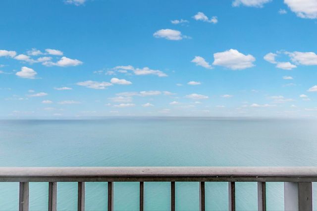 940 W Glenlake Avenue 19C, Chicago, IL 60660